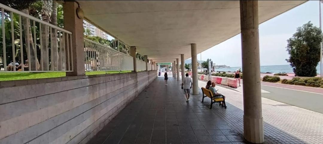 Apartamento Acapulco Luxe Piso 3 En 1A Linea Playa Poniente Benidorm Top Vistas Al Mar Espectaculares Y De Luxe Con Acceso A Piscina Y Garaje Privado エクステリア 写真